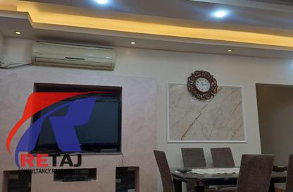 Apartment - 3 Bedrooms - 1 Bathroom for rent in Emtedad Makram Ebeid St. - Masaken Al Mohandesin - Nasr City - Cairo