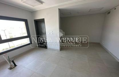 عيادة - استوديو - 1 حمام للايجار في نيو جيزة - طريق مصر اسكندرية الصحراوي - مدينة 6 أكتوبر - الجيزة