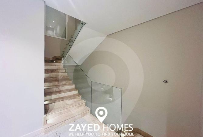 8615211 - Property Image 2