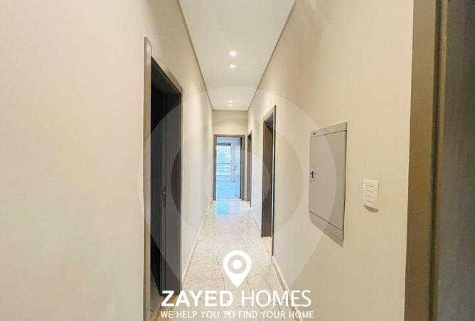 8615211 - Property Image 3