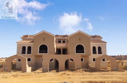 Villa - 3 Bedrooms - 2 Bathrooms for sale in Ivy Residence - El Shorouk Compounds - Shorouk City - Cairo