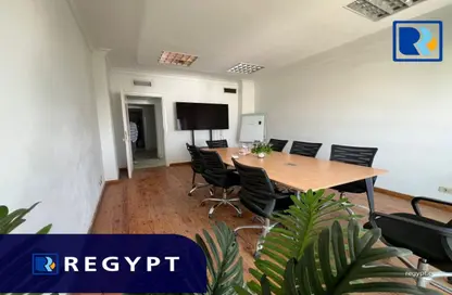 Office Space - 7+ Bedrooms - 4 Bathrooms for rent in Cornish El Nile St. - Maadi - Hay El Maadi - Cairo