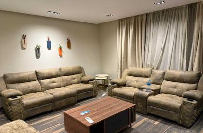 Villa - 4 - 5 for rent in Hyde Park - New Cairo City - Cairo