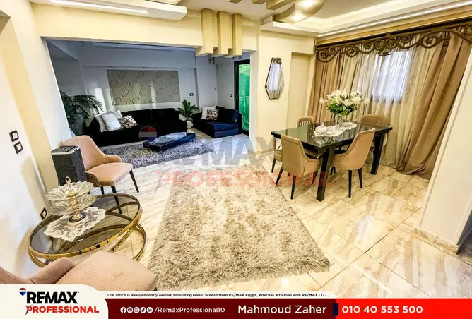 74318725 - Property Image 2