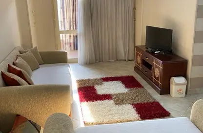 Apartment - 2 Bedrooms - 1 Bathroom for rent in 7th Sector - Zahraa El Maadi - Hay El Maadi - Cairo