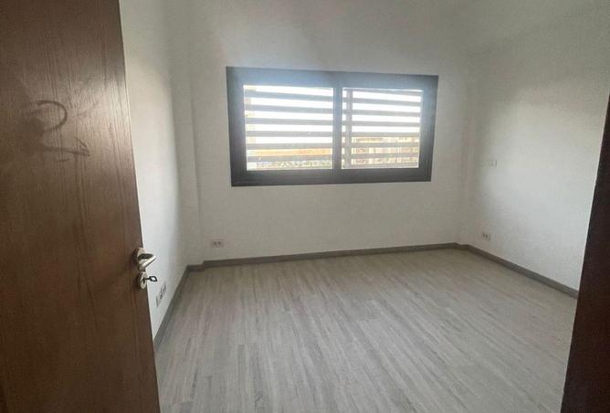 8587061 - صورة العقار 2