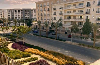 Apartment - 3 Bedrooms - 3 Bathrooms for sale in Hyde Park - New Cairo City - Cairo