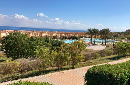 Chalet - 2 Bedrooms - 2 Bathrooms for sale in Telal Al Sokhna - Al Ain Al Sokhna - Suez