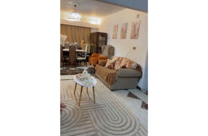 Apartment - 3 Bedrooms - 1 Bathroom for rent in Ahmed Hassan Al Zayyat St. - Al Hadiqah Al Dawliyah - 7th District - Nasr City - Cairo