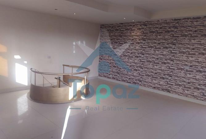 67738396 - صورة العقار 2