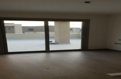 Penthouse - 3 Bedrooms - 3 Bathrooms for sale in Palm Hills Village Gate - South Investors Area - New Cairo City - Cairo