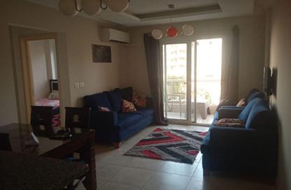 Apartment - 2 Bedrooms - 1 Bathroom for rent in Al Rehab - New Cairo City - Cairo