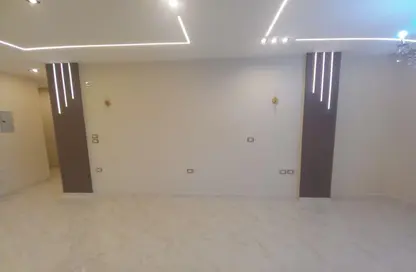 Apartment - 3 Bedrooms - 3 Bathrooms for rent in Al Amn Al Aam Compound - The 1st Settlement - New Cairo City - Cairo