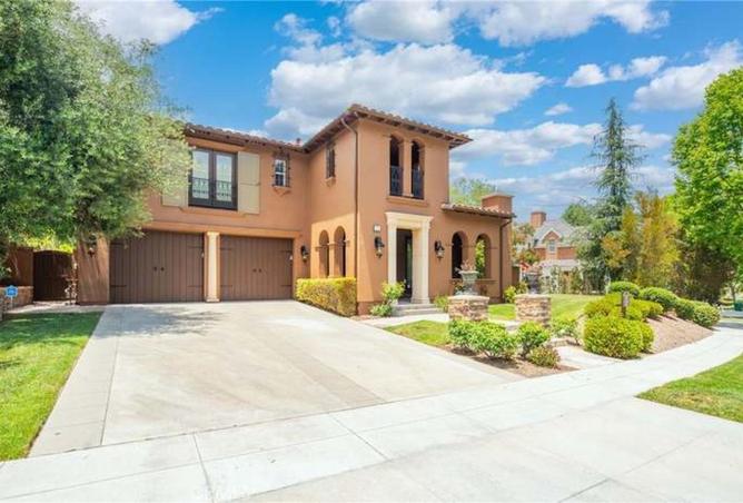 68801069 - Property Image 2