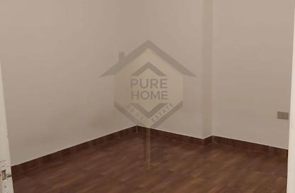 Office Space - 3 Bedrooms - 2 Bathrooms for rent in Abou Quer Road - Zezenia - Hay Sharq - Alexandria