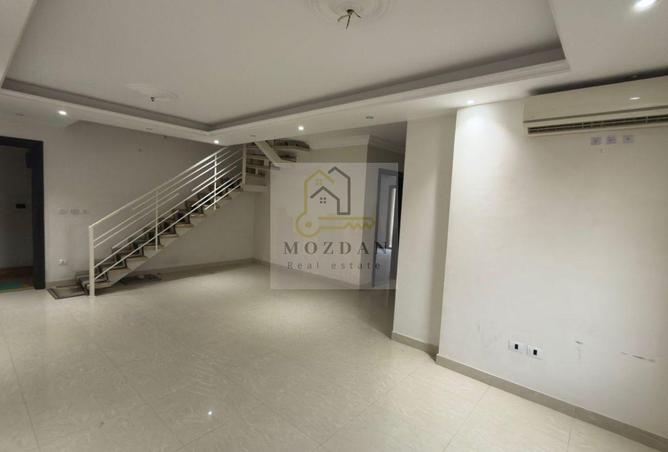 72715659 - Property Image 2