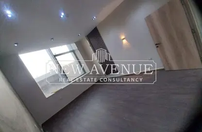 Office Space - 3 Bedrooms - 2 Bathrooms for rent in Lake View - 5th Settlement Compounds - The 5th Settlement - New Cairo City - Cairo
