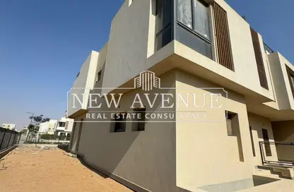 فيلا - 4 غرف نوم - 4 حمامات للبيع في سوديك ايست - الحي السادس - هليوبوليس الجديدة - القاهرة