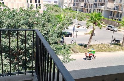 Townhouse - 4 - 5 for sale in Westown - Sheikh Zayed Compounds - Sheikh Zayed City - Giza