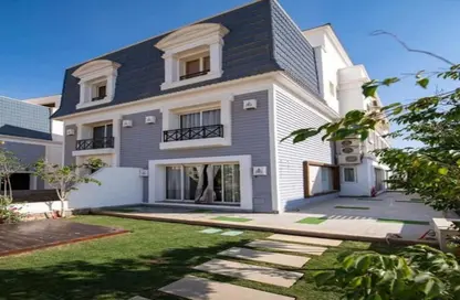 Villa - 3 Bedrooms - 3 Bathrooms for sale in Mountain View iCity - 5th Settlement Compounds - The 5th Settlement - New Cairo City - Cairo