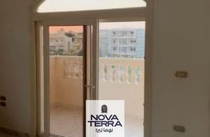 Apartment - 3 Bedrooms - 2 Bathrooms for rent in West Somid - 6 October City - Giza