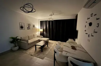 شقة - 2 غرف نوم - 2 حمامات للايجار في پريڤادو - مدينتي - القاهرة