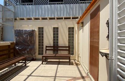 Apartment - 2 Bedrooms - 1 Bathroom for rent in Ismail Mohamed St. - Zamalek - Cairo