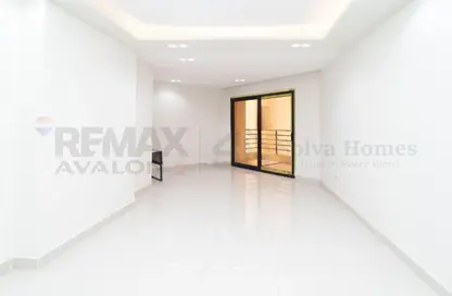 شقة - 2 غرف نوم - 1 حمام للايجار في فالوري انطونيادس - سموحة - حي شرق - الاسكندرية