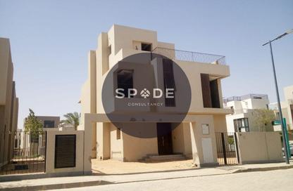 Villa - 5 Bedrooms - 4 Bathrooms for sale in Sodic East - 6th District - New Heliopolis - Cairo