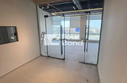 مساحات مكتبية - استوديو - 2 حمامات للايجار في شارع مجمع البنوك - شارع التسعين الجنوبي - التجمع الخامس - مدينة القاهرة الجديدة - القاهرة