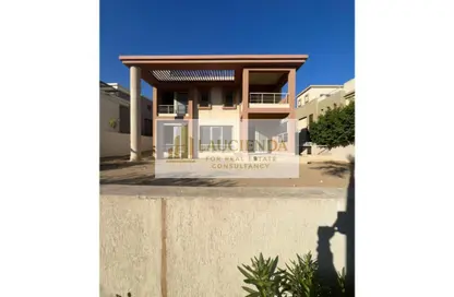 Villa - 5 Bedrooms - 6 Bathrooms for sale in Cairo Festival City - North Investors Area - New Cairo City - Cairo