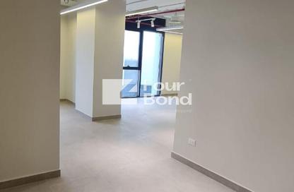 Office Space - Studio - 2 Bathrooms for rent in Hyde Park Business District Mall - South Teseen St. - The 5th Settlement - New Cairo City - Cairo