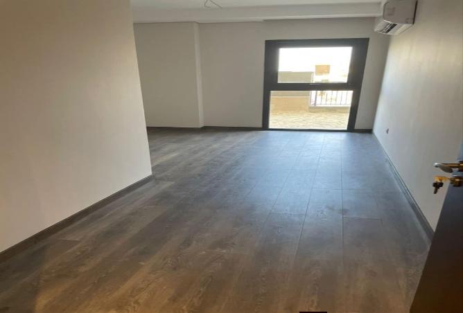 8600398 - Property Main Image