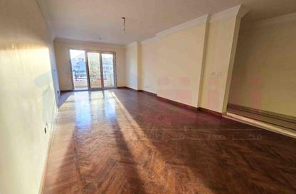 Apartment - 4 Bedrooms - 3 Bathrooms for sale in Glim - Hay Sharq - Alexandria