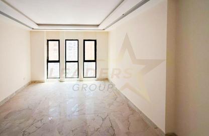شقة - 3 غرف نوم - 3 حمامات للايجار في شارع رشدي - رشدي - حي شرق - الاسكندرية