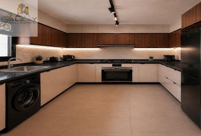 102355091 - Property Image 2