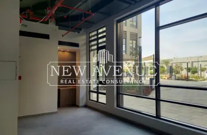 Office Space - 3 Bedrooms - 1 Bathroom for rent in District 5 - 5th Settlement Compounds - The 5th Settlement - New Cairo City - Cairo