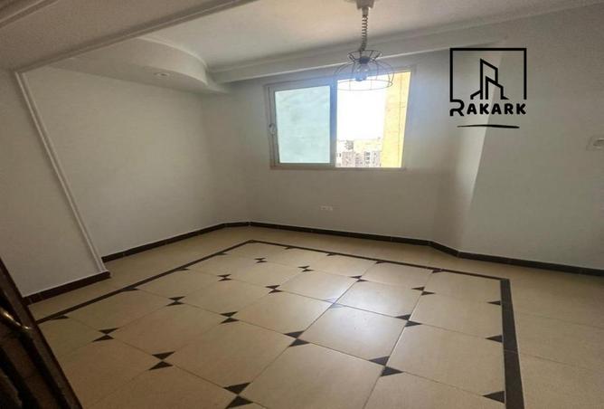 8640474 - Property Image 3