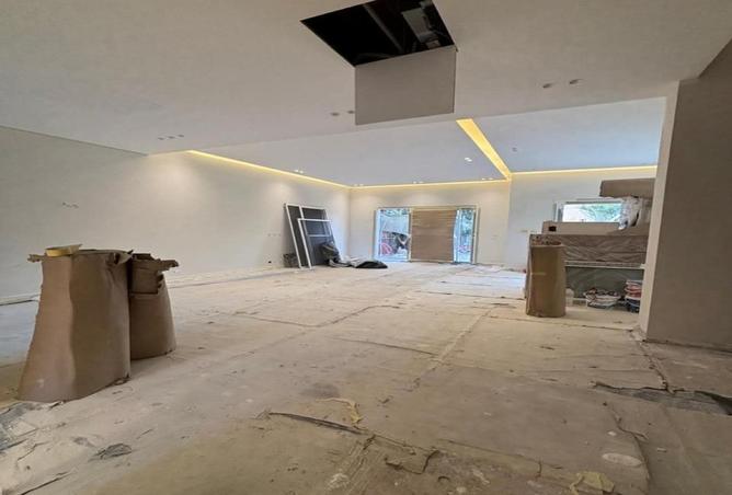 2OflWPYyxEG - Property Main Image