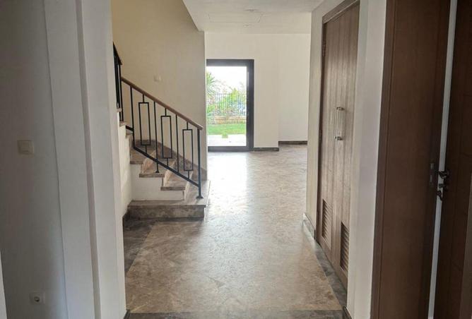 74051806 - Property Image 2