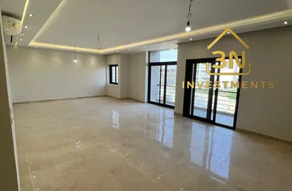 شقة - 3 غرف نوم - 3 حمامات للايجار في مون ريزيدنس - فيفث سكوير - التجمع الخامس - مدينة القاهرة الجديدة - القاهرة