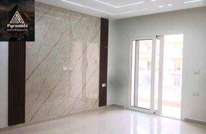 Apartment - 3 Bedrooms - 2 Bathrooms for rent in Mountain View iCity October - 6 October Compounds - 6 October City - Giza
