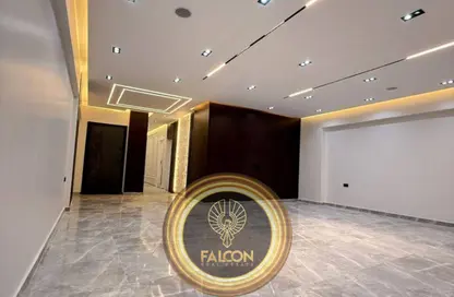 شقة - 3 غرف نوم - 2 حمامات للبيع في الجار - كمبوندات الشروق - مدينة الشروق - القاهرة