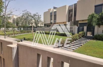 تاون هاوس - 5 - 4 للبيع في كمبوند البروج - كمبوندات الشروق - مدينة الشروق - القاهرة