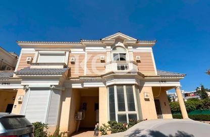 Townhouse - 3 - 2 for sale in Mountain View Hyde Park - 5th Settlement Compounds - The 5th Settlement - New Cairo City - Cairo Townhouse - 3 - 2 for sale in Mountain View Hyde Park - 5th Settlement Compounds - The 5th Settlement - New Cairo City - Cairo