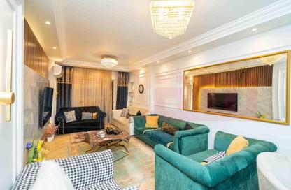 Apartment - 2 Bedrooms - 1 Bathroom for sale in Fleming - Hay Sharq - Alexandria