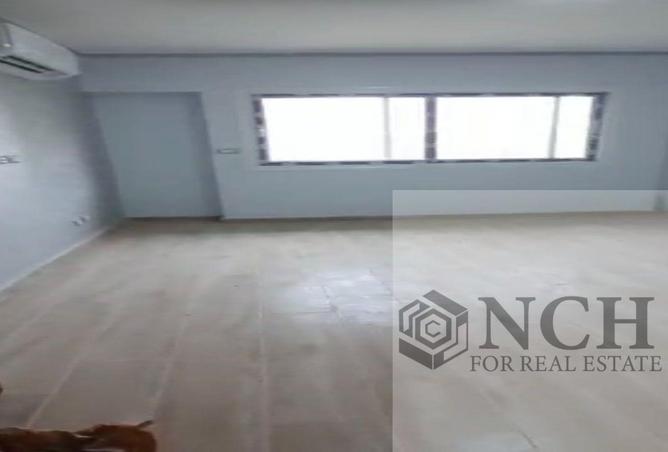 77605082 - Property Image 2
