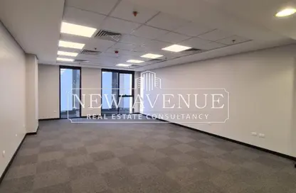 مساحات مكتبية - استوديو - 1 حمام للايجار في مول هايد بارك بيزنس - شارع التسعين الجنوبي - التجمع الخامس - مدينة القاهرة الجديدة - القاهرة