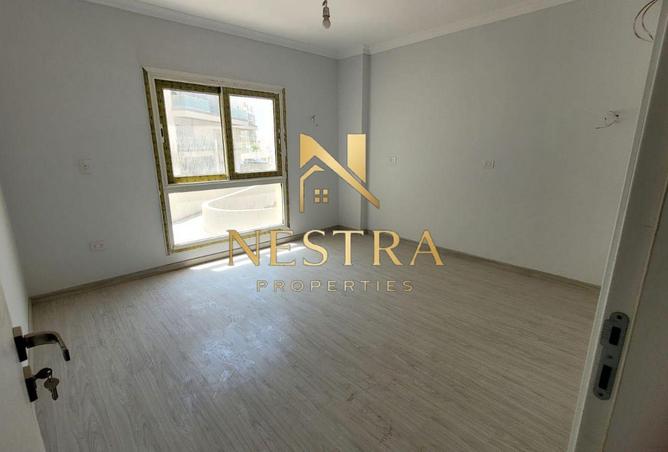 8690412 - Property Image 3