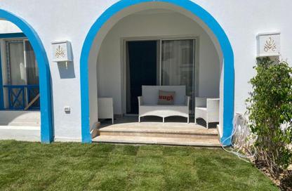 Chalet - 2 Bedrooms - 2 Bathrooms for rent in Mountain View - Ras Al Hekma - North Coast